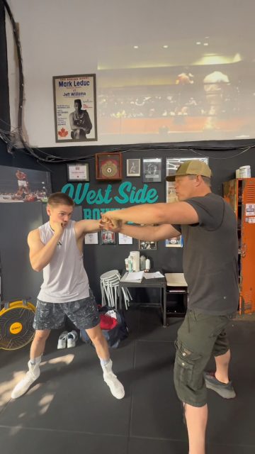 Thanks to all who came out! A  few quick highlights from today's seminar with Olympic Heavyweight, Mark Simmons. Everyone learned a great deal about lead hand control and had fun. We were particularly proud to reunite Mark with one of his childhood boxing mentors, Leroy Pink. Professional photos and videos to follow.
